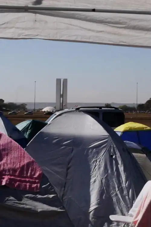 Assistir Brasília
